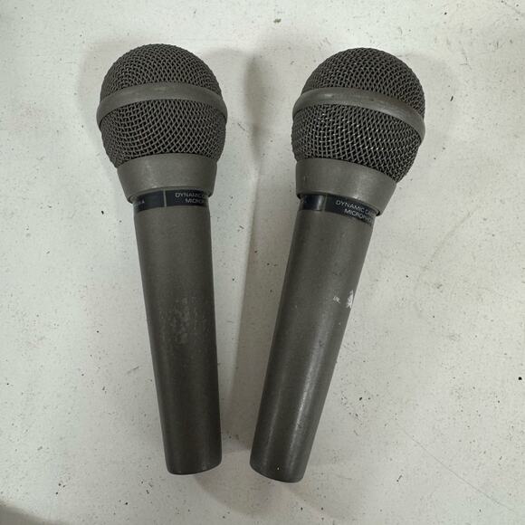 Vintage Pair (2) Dodge Dynamic Cardioid Microphones Untested - HLN - Picture 1 of 5